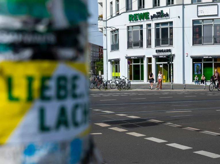 A REWE szupermarketlánc megnyitotta teljes vegán üzletét Berlinben